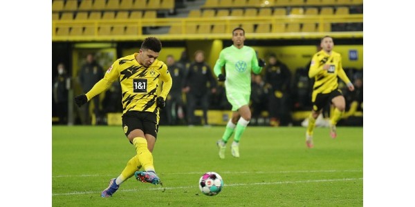 Jadon Sancho tok endelig på seg Manchester United-trøya